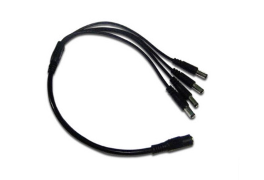 Divisor de Energía Tipo Pulpo SAXXON Con 4 Conectores Macho - 1 Conector Hembra