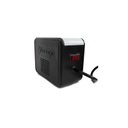 Regulador Vorago AVR-200 650W 1400VA Entrada 110-120V Salida 110-120V 8 Contactos