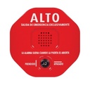 Anunciador audible y visible para salida de emergencia, texto en inglés y etiquetas en múltiples idiomas