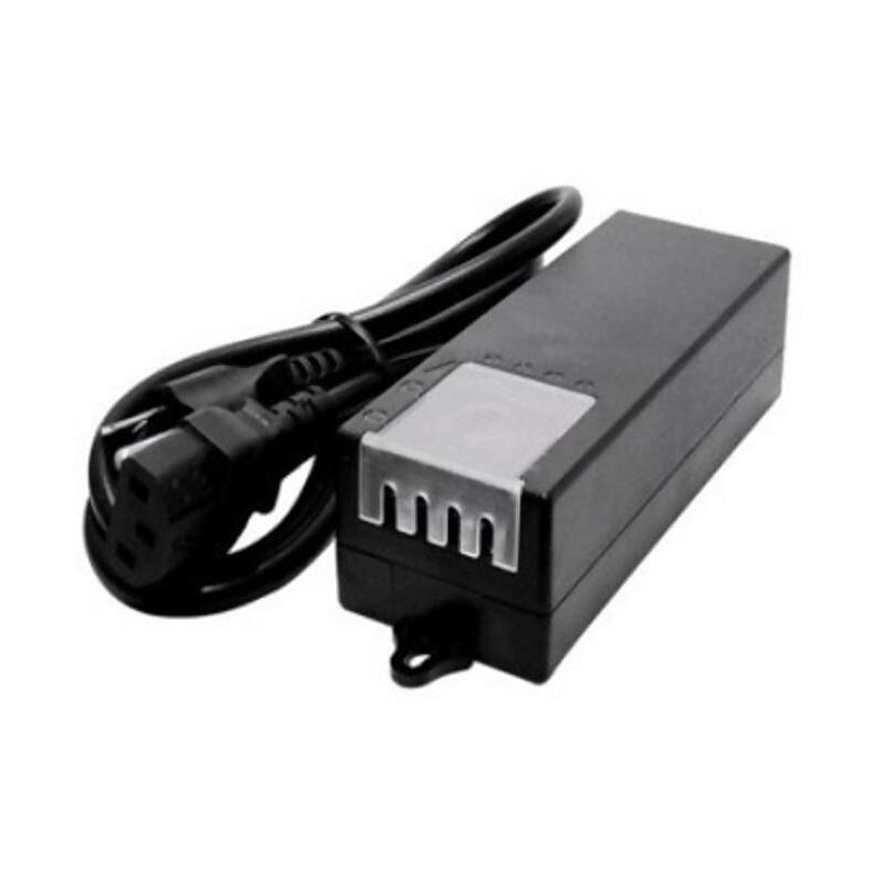 Fuente de Poder Regulada Saxxon PSU1250D4D 12V 5A 4 Canales