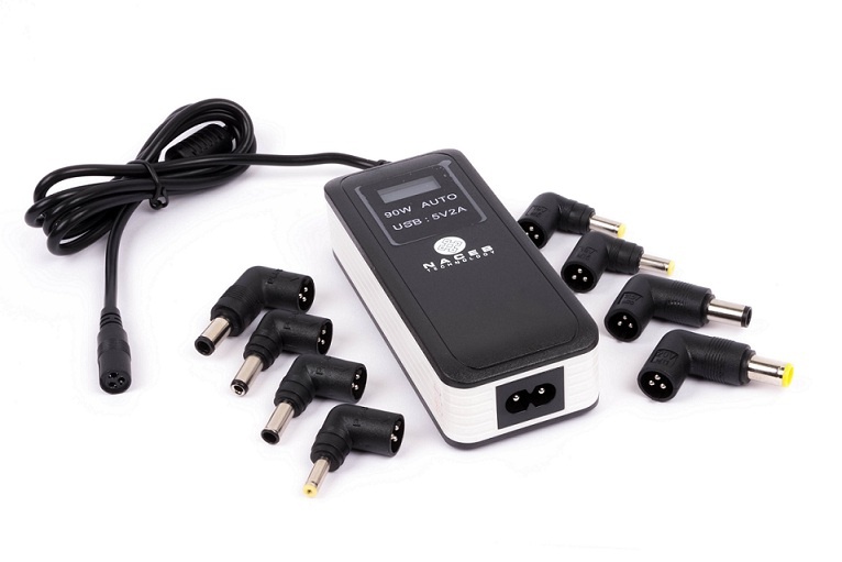 Adaptador Universal Naceb Para Laptop NA-013 90W 9 Puntas Intercambiables